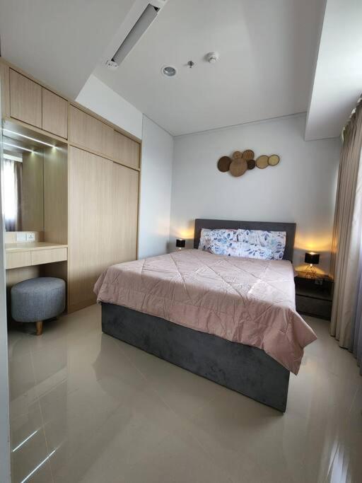 Batam Luxurious, Breezy 1 bedroom! view 4