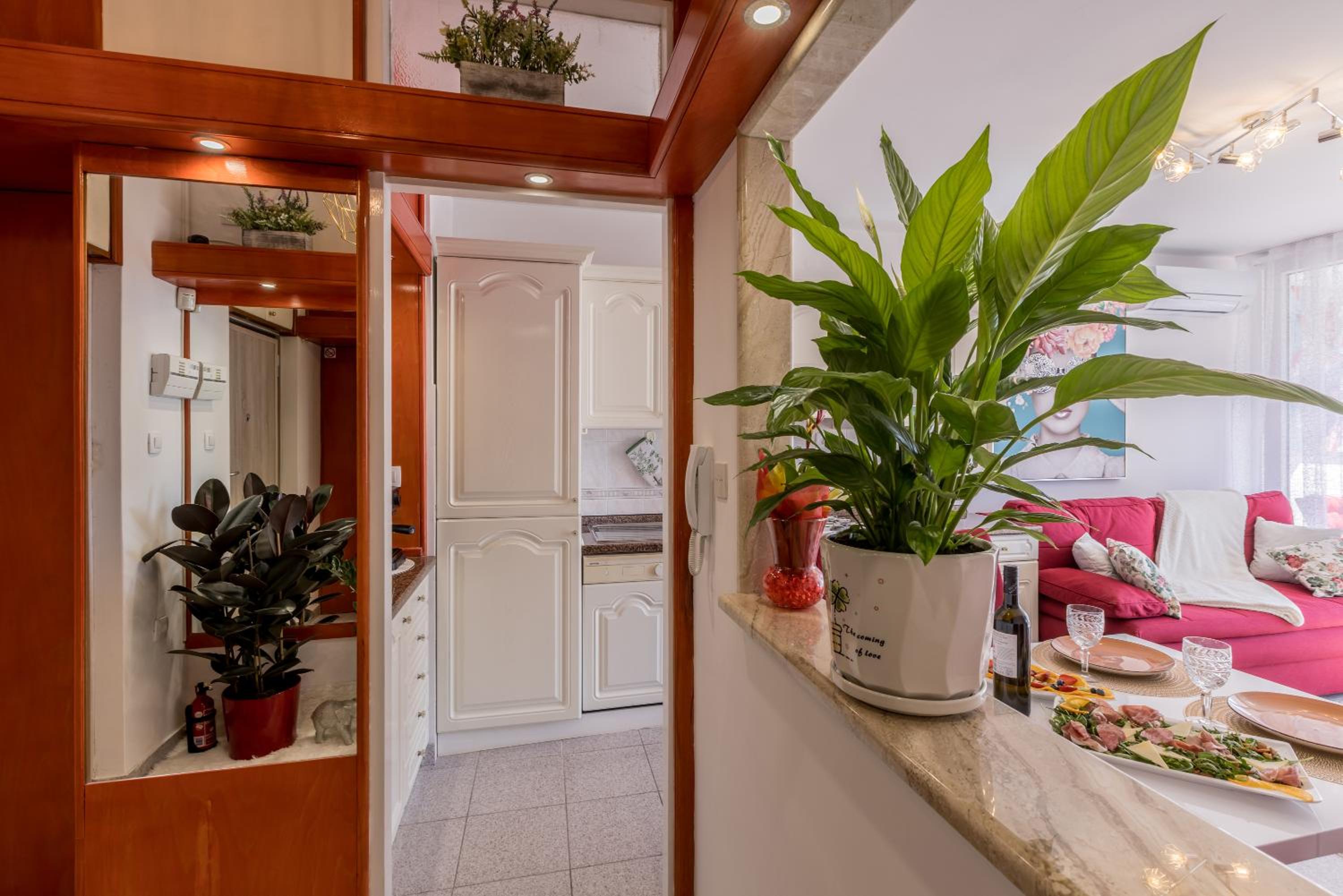 Apartment Desert Rose