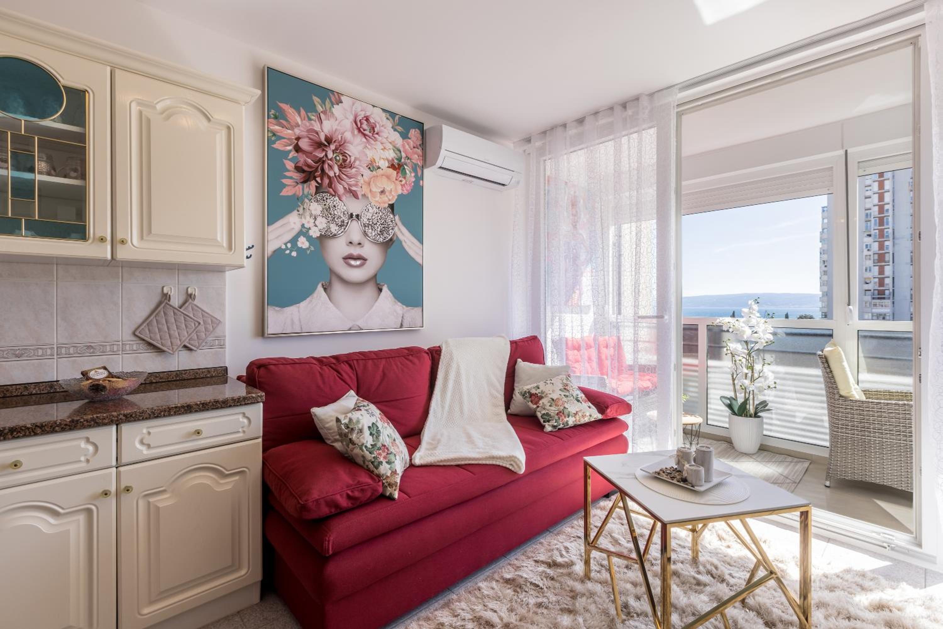 Apartment Desert Rose