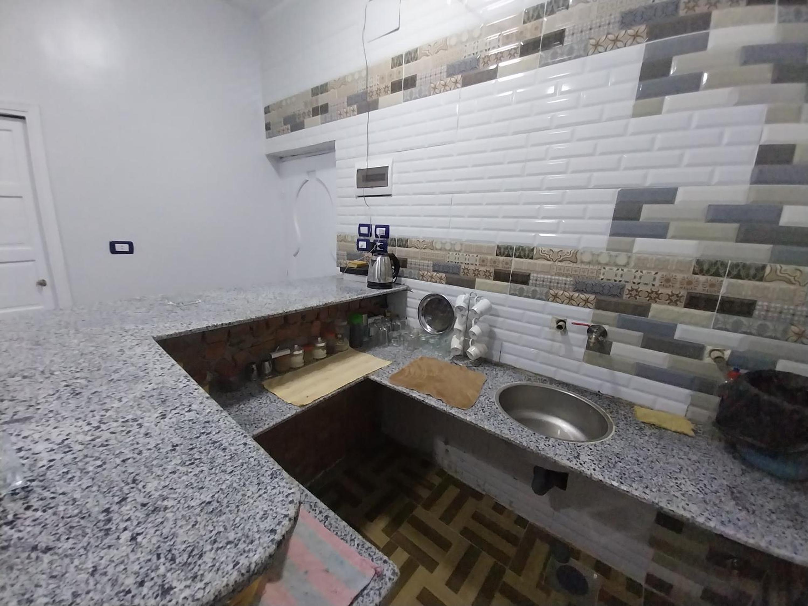 Kayan Guest House