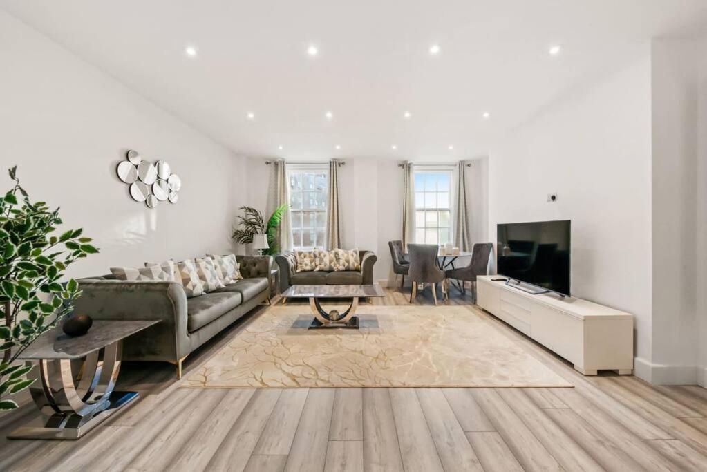 Marble Arch - Grovesnor Residences