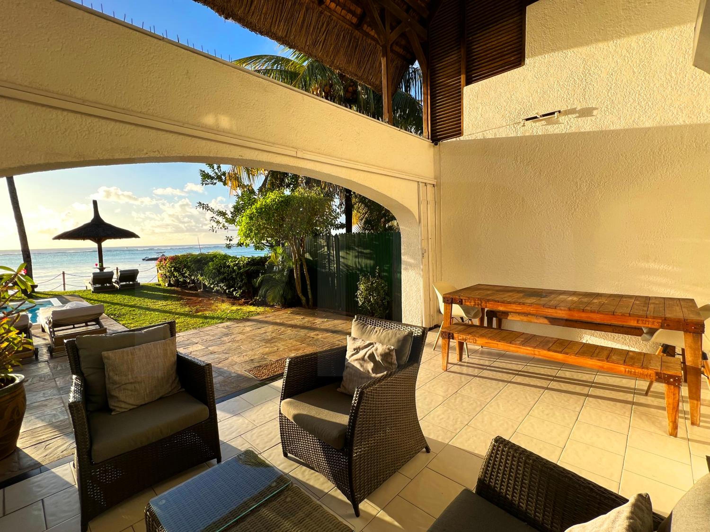 Caro's Beachfront