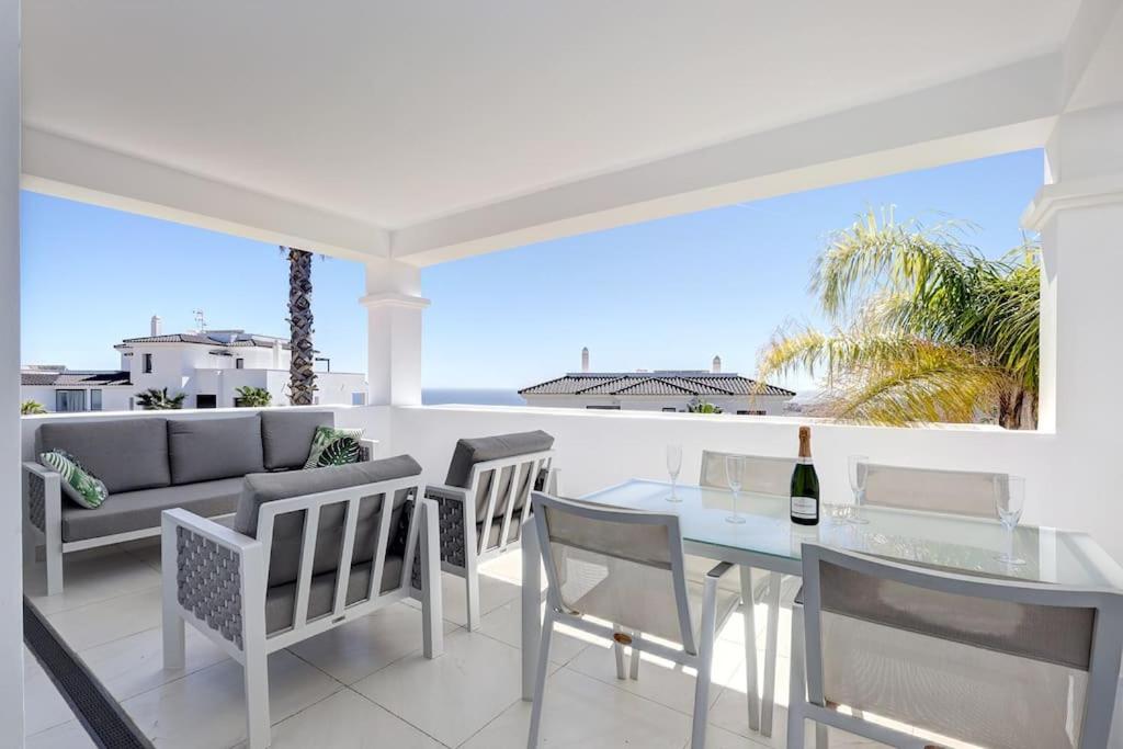2 Bed Apartment at Estepona Hills with great Sea Views! view 2