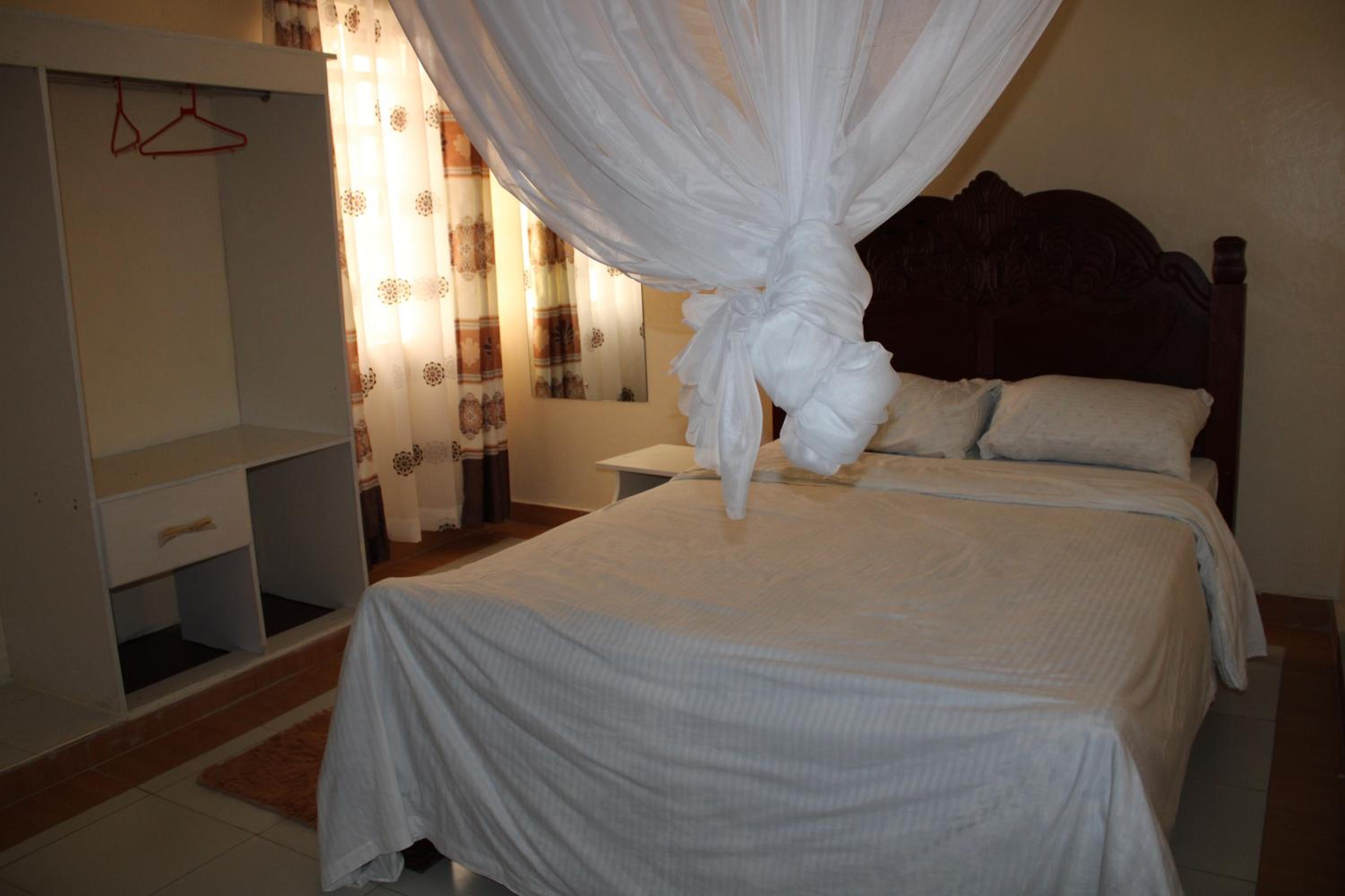Dynamic Fully Furnished Apartments in Nairobi, 14 km from Jomo Kenyatta International Airport and the SGR view 5