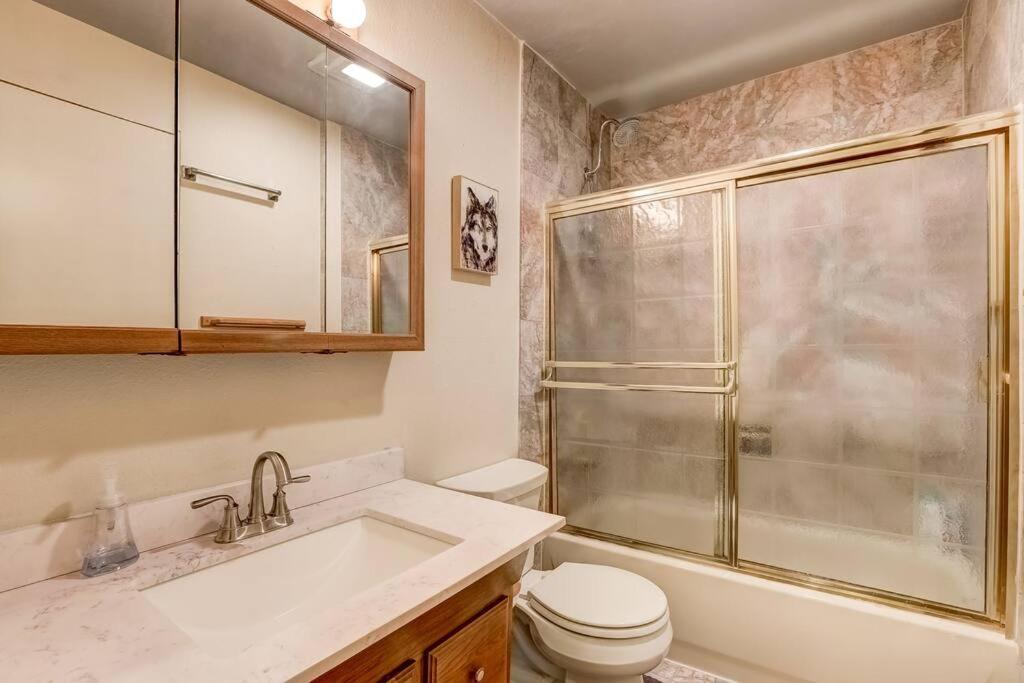 Spacious Lakeview Heavenly Mountain Escape! view 5