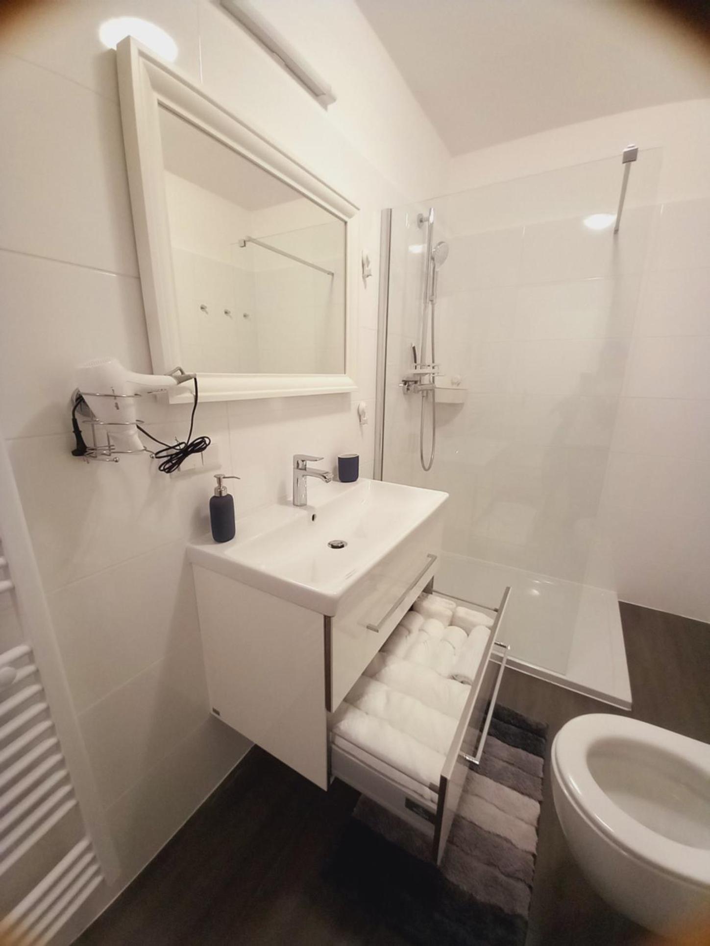 Lauro Apartment