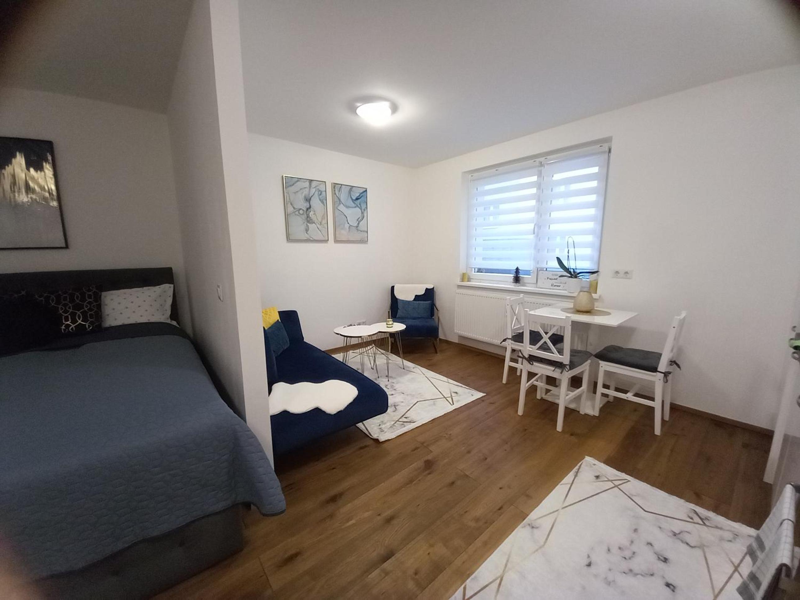 Lauro Apartment