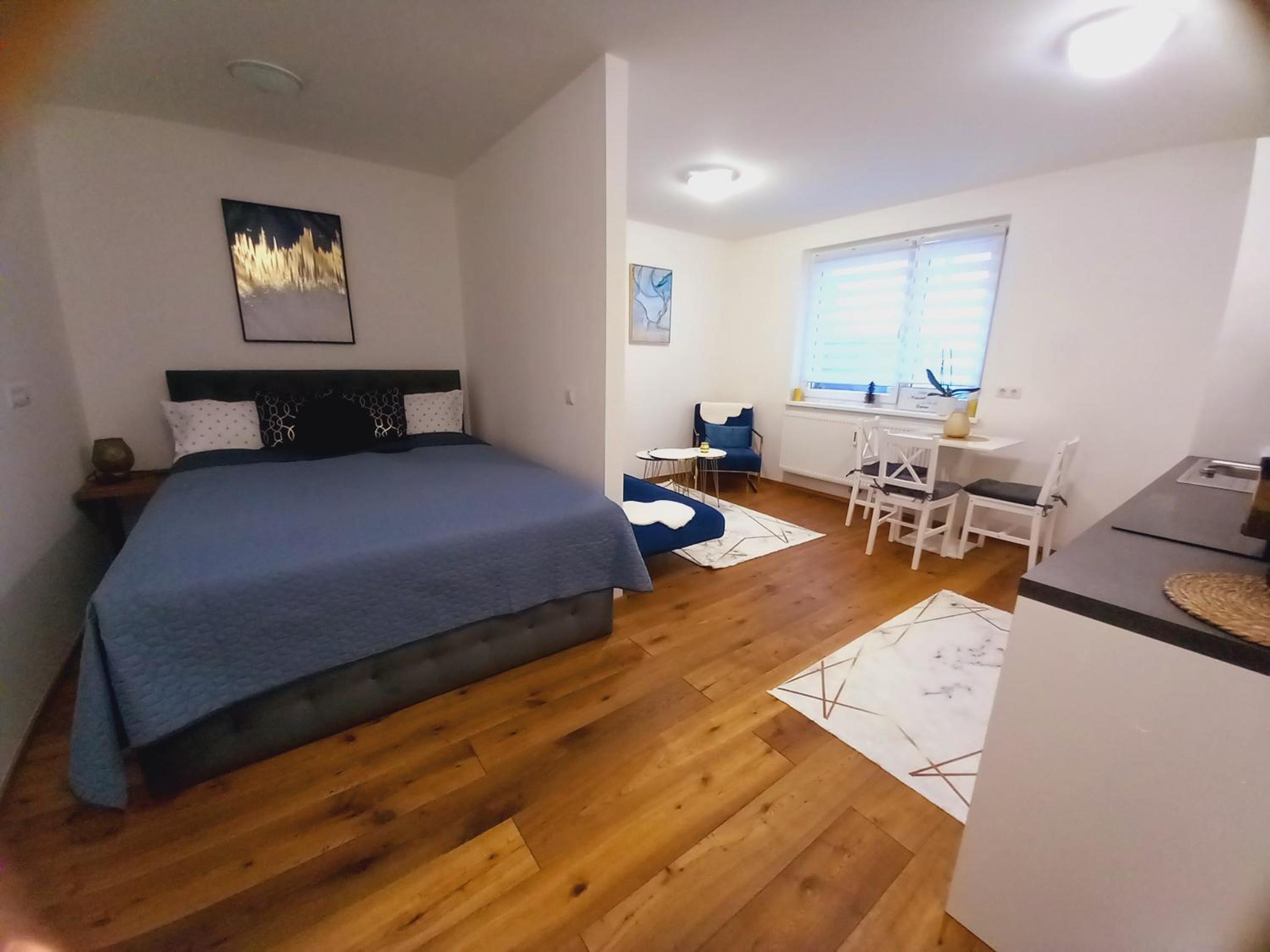 Lauro Apartment
