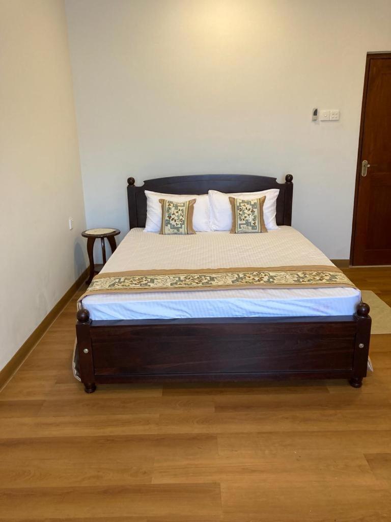 Royal Residency