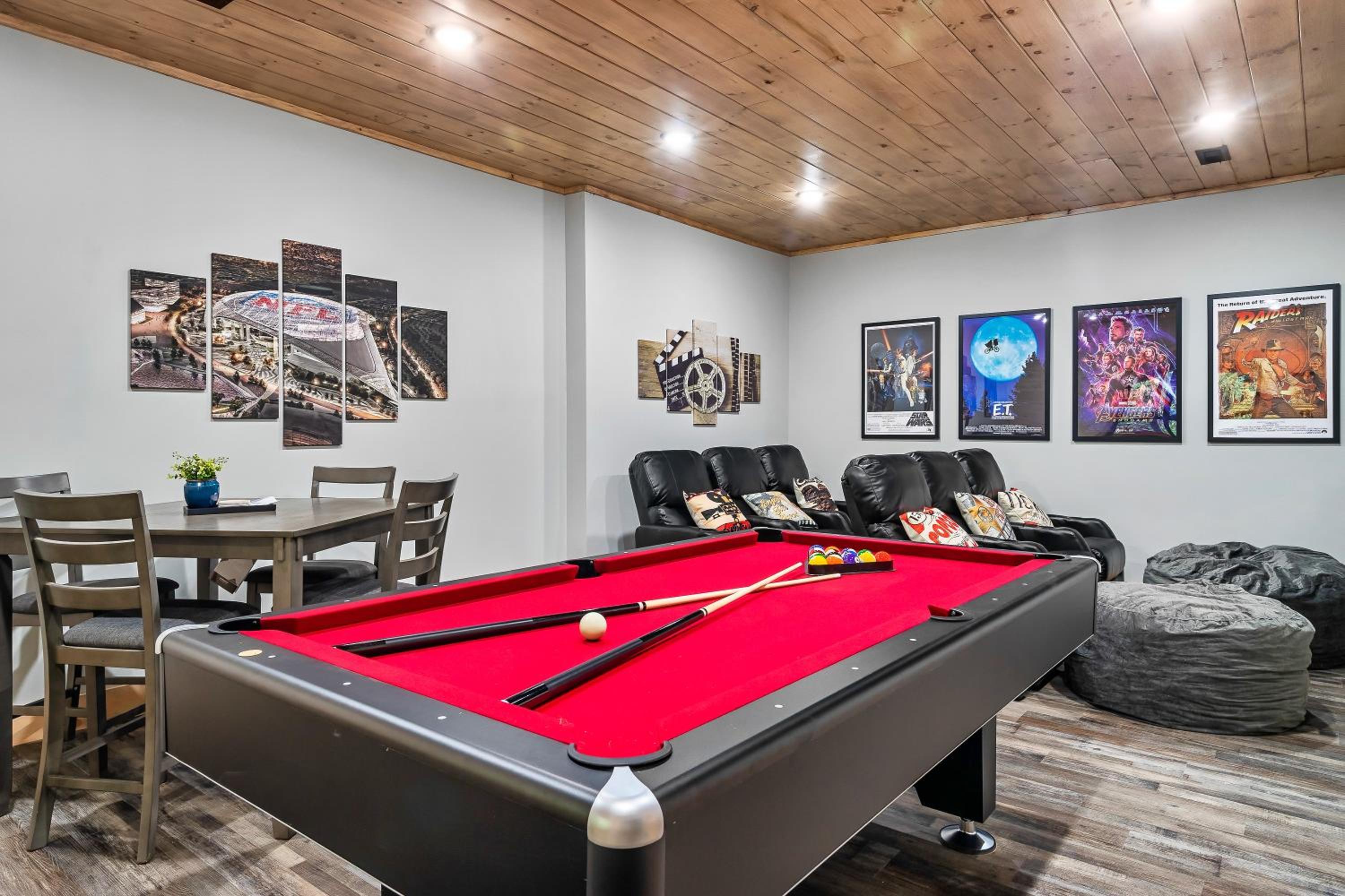 New Luxury Vacation Home Cabin in Smoky Gatlinburg - Theater Room view 4
