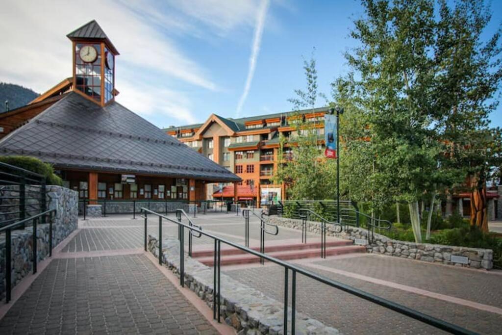 Hotel Heavenly Lakeside Winter Retreat Close To Downtown