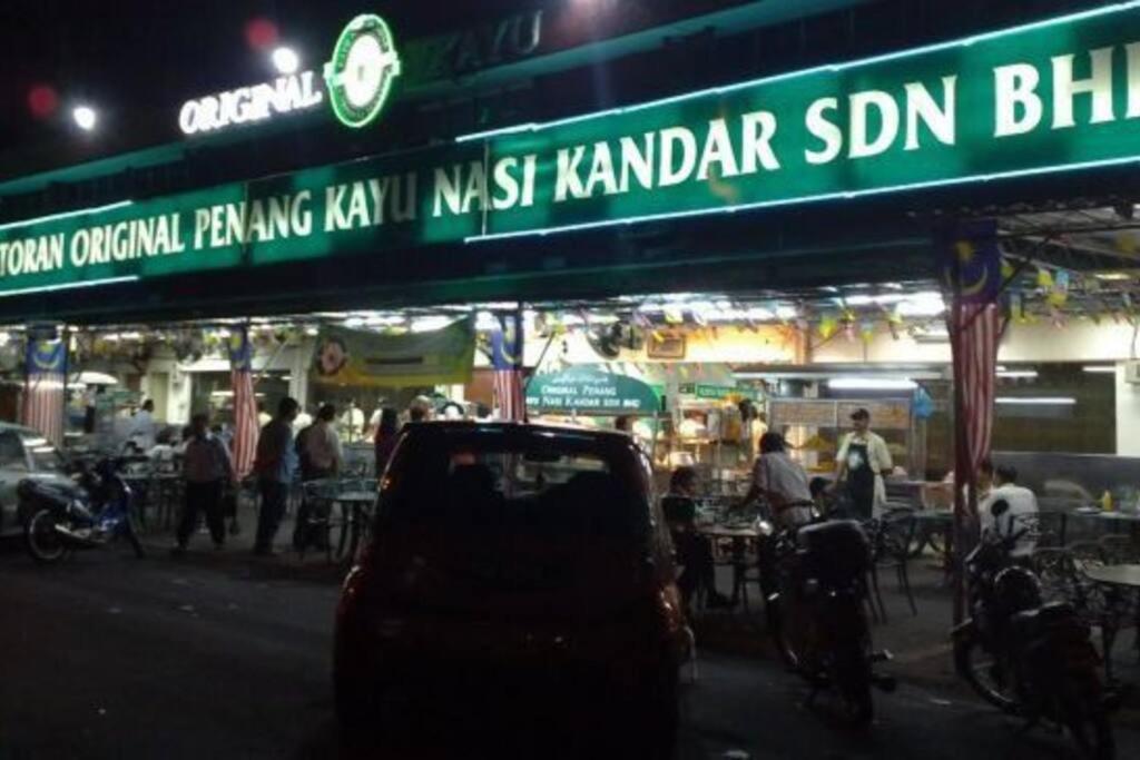 4PAX near USM n Pantai Hospital n PISA SPI CE ARENA photo 1