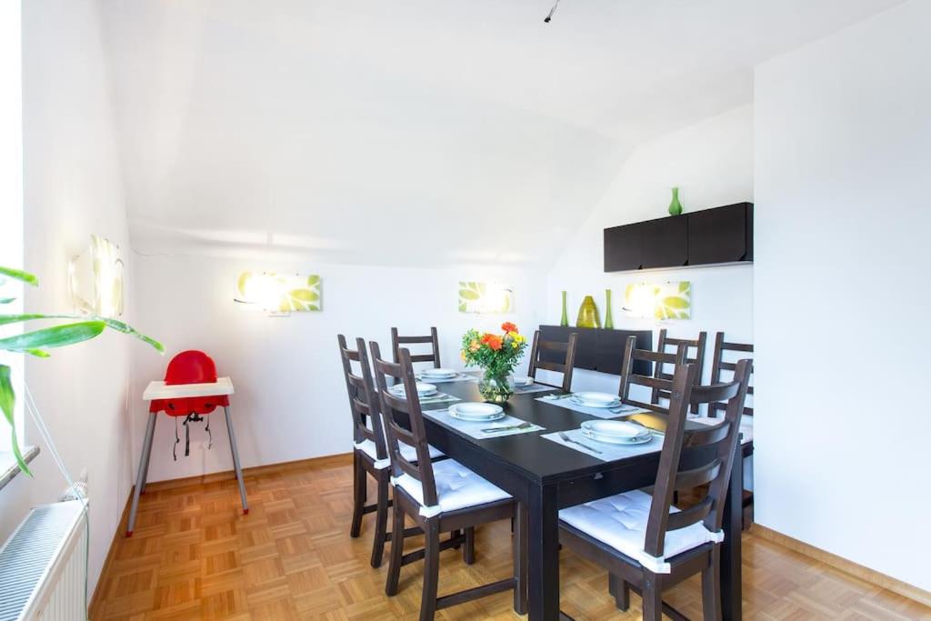 Farmhouse Apartment Happy Cow