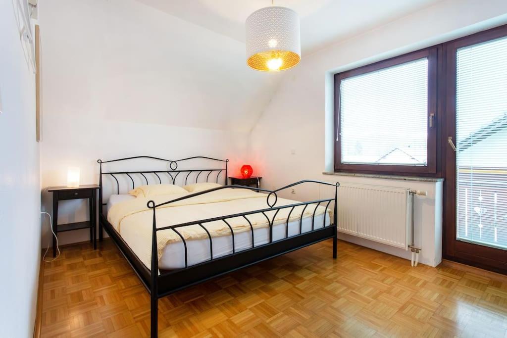 Farmhouse Apartment Happy Cow