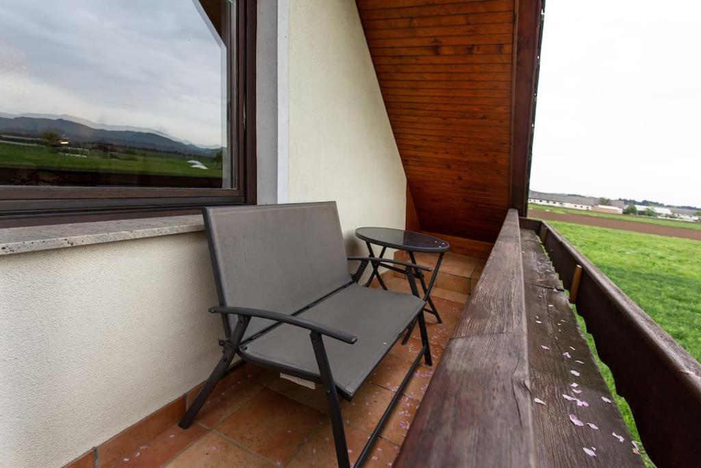 Farmhouse Apartment Happy Cow