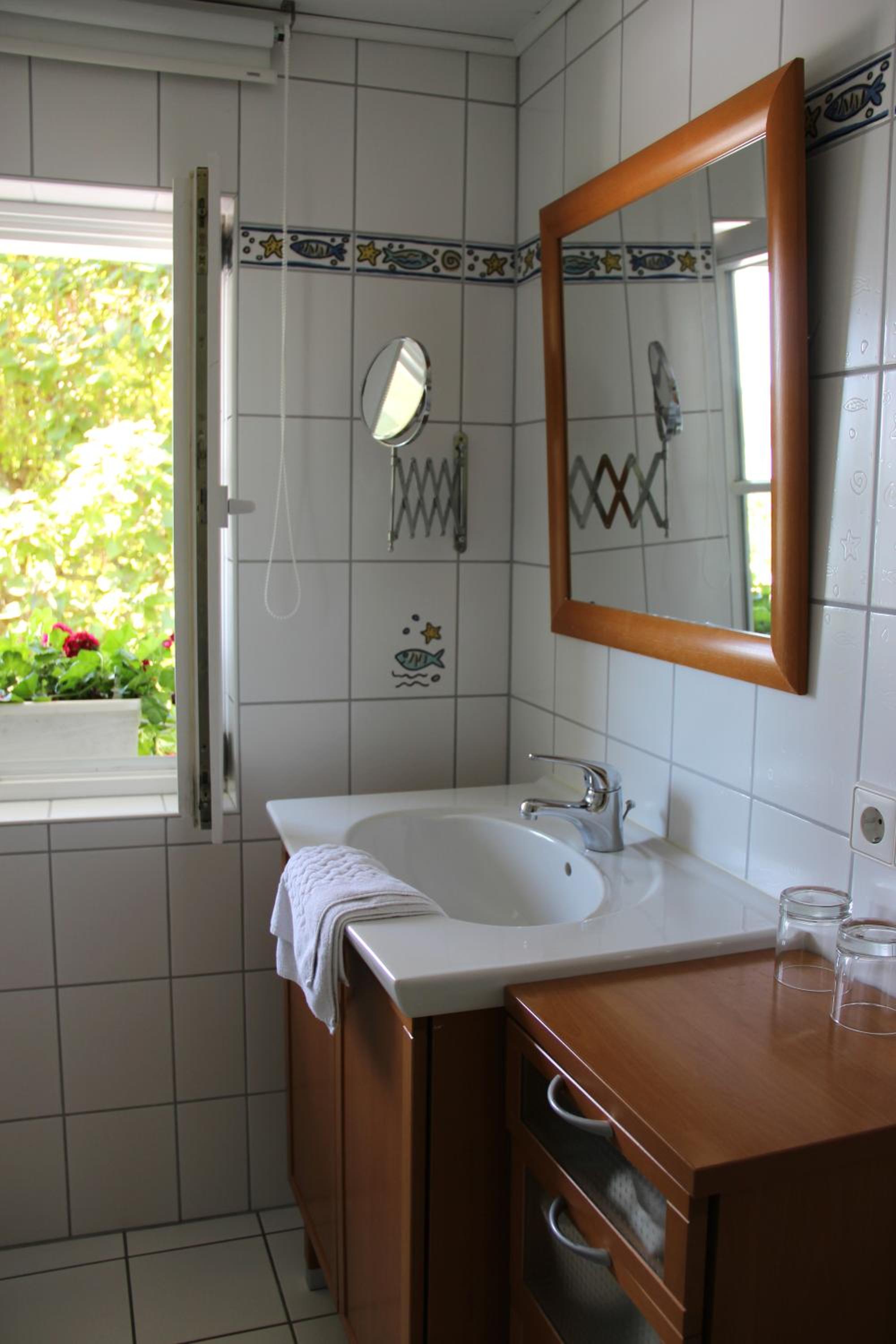 Gästehaus Stöhr - Ihre Ferienwohnungen mit großem Garten und direktem Seezugang