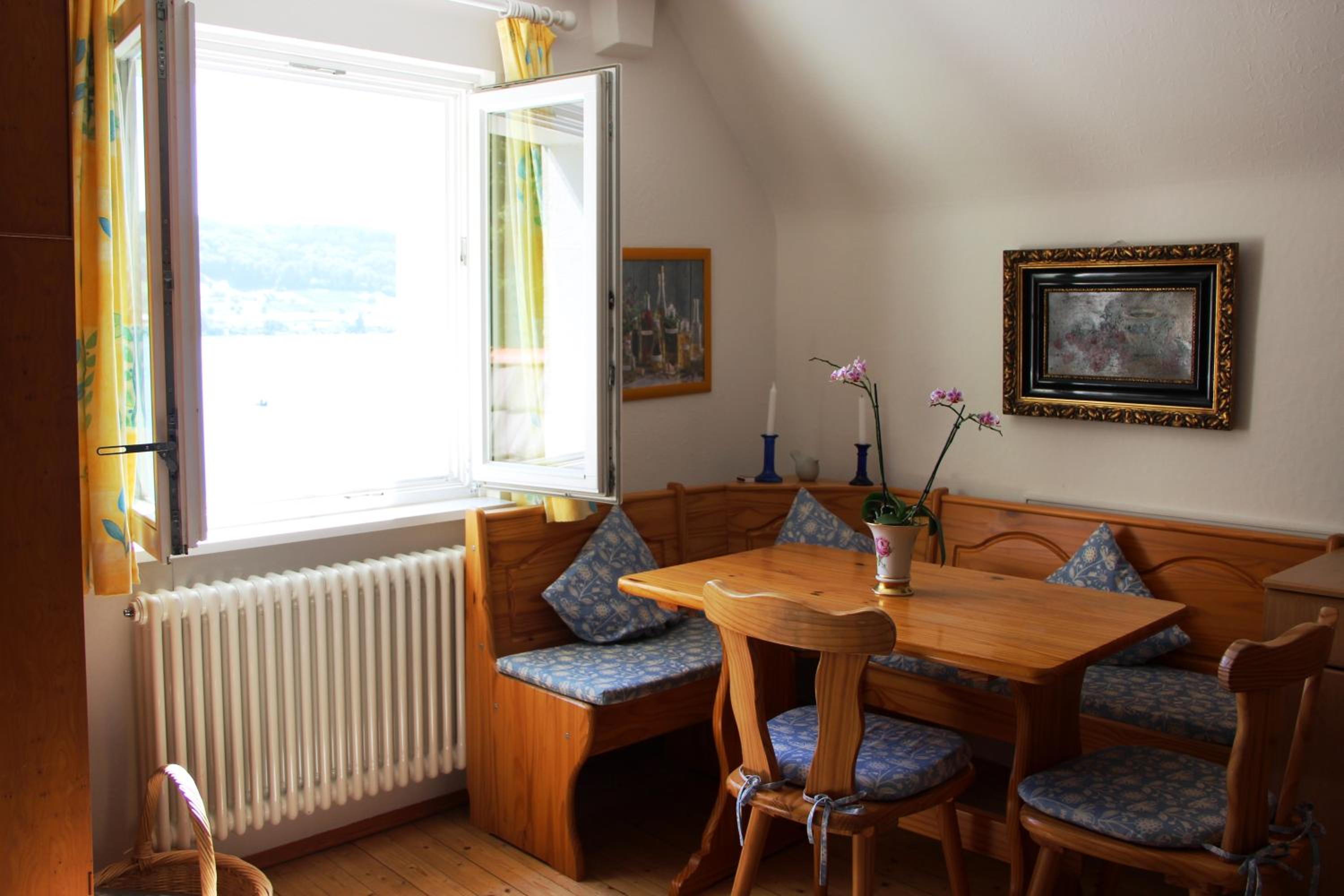 Gästehaus Stöhr - Ihre Ferienwohnungen mit großem Garten und direktem Seezugang