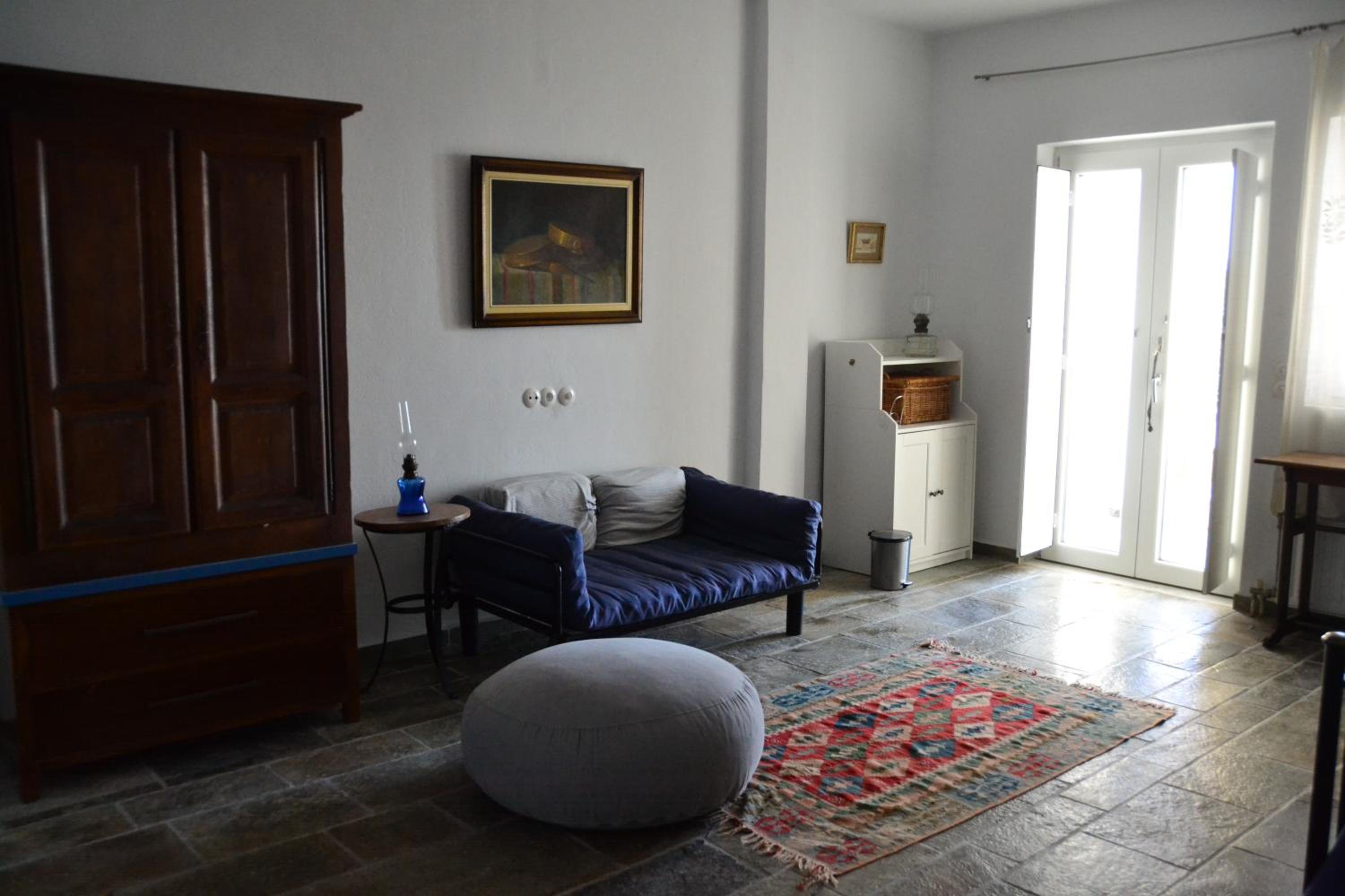 Sea view studio 2 en Batsi — hotel room