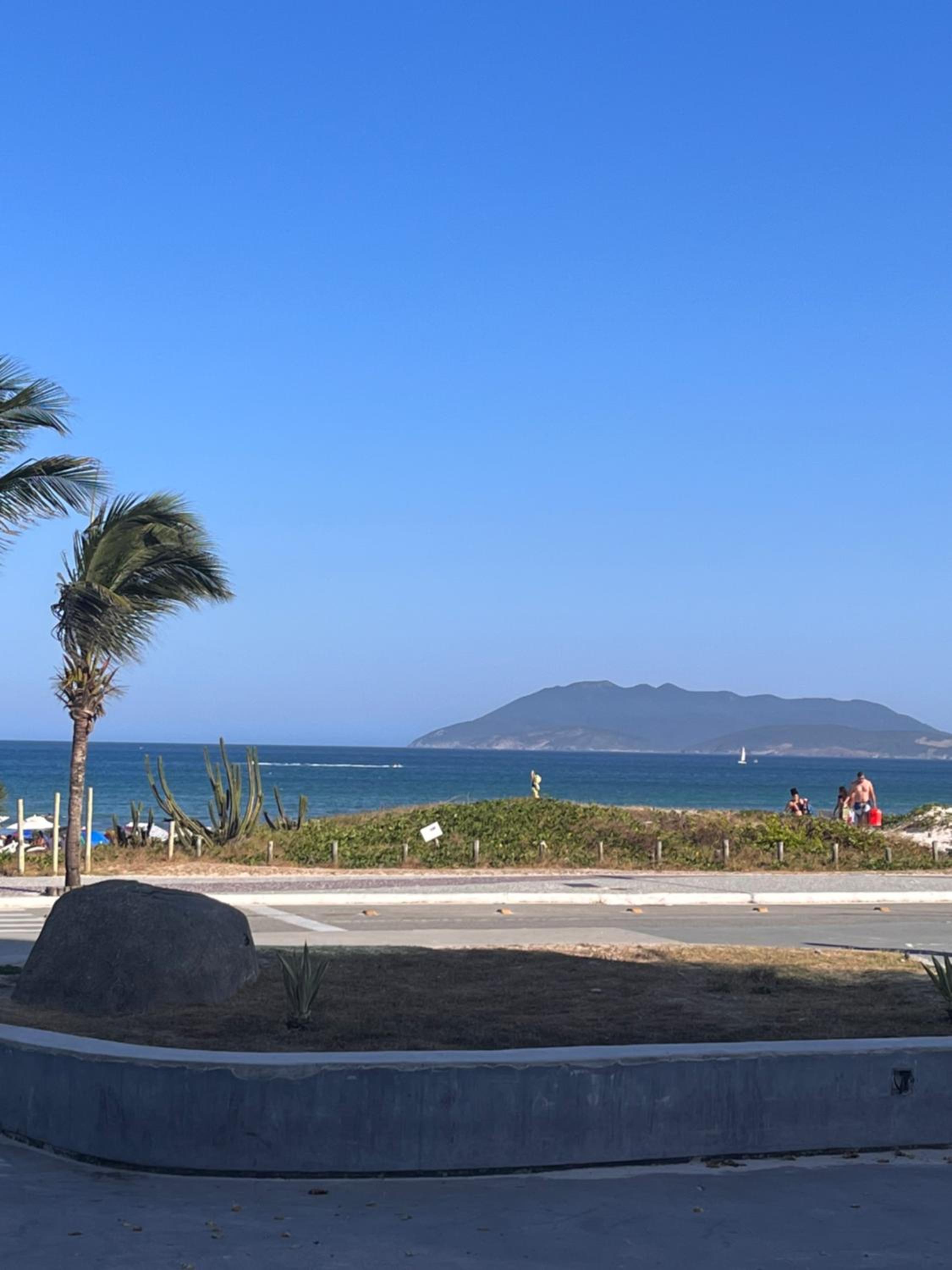 Apto na Praia do Forte