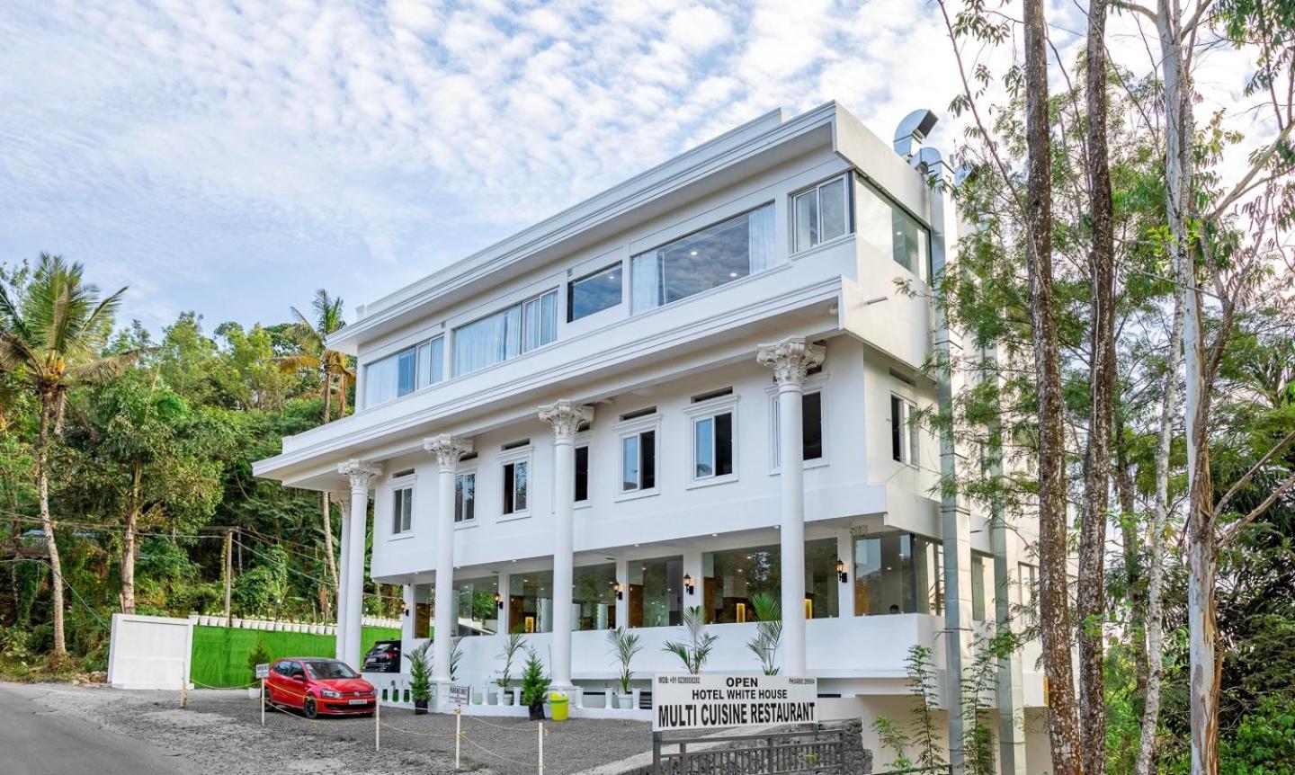 HOTEL WHITE HOUSE, Munnar