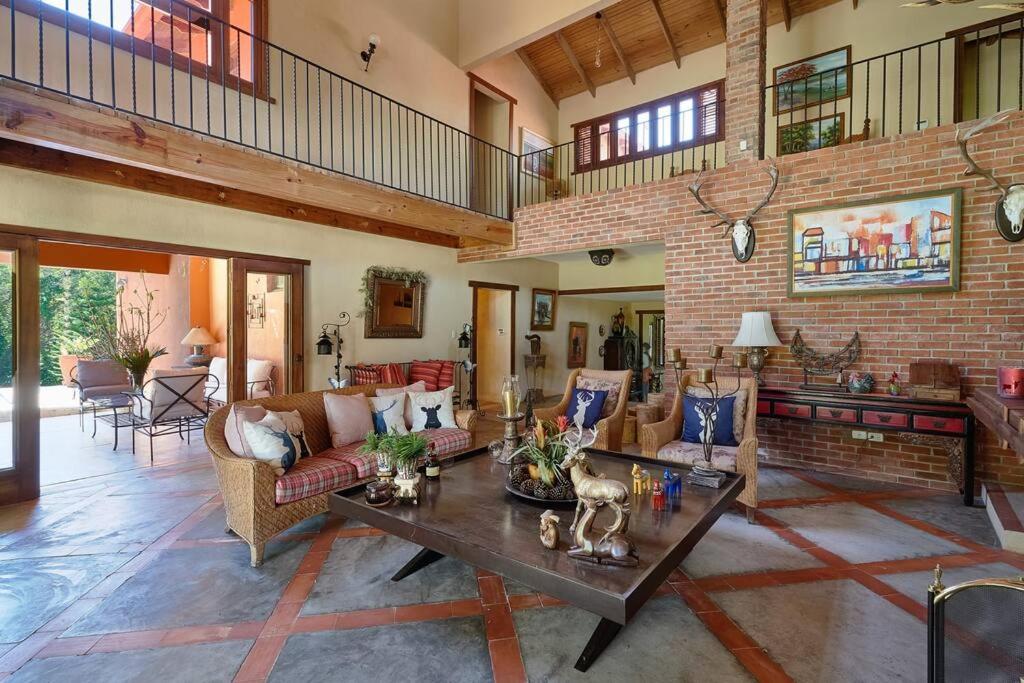 Escape Chalet at Pinar del Sol in Jarabacoa
