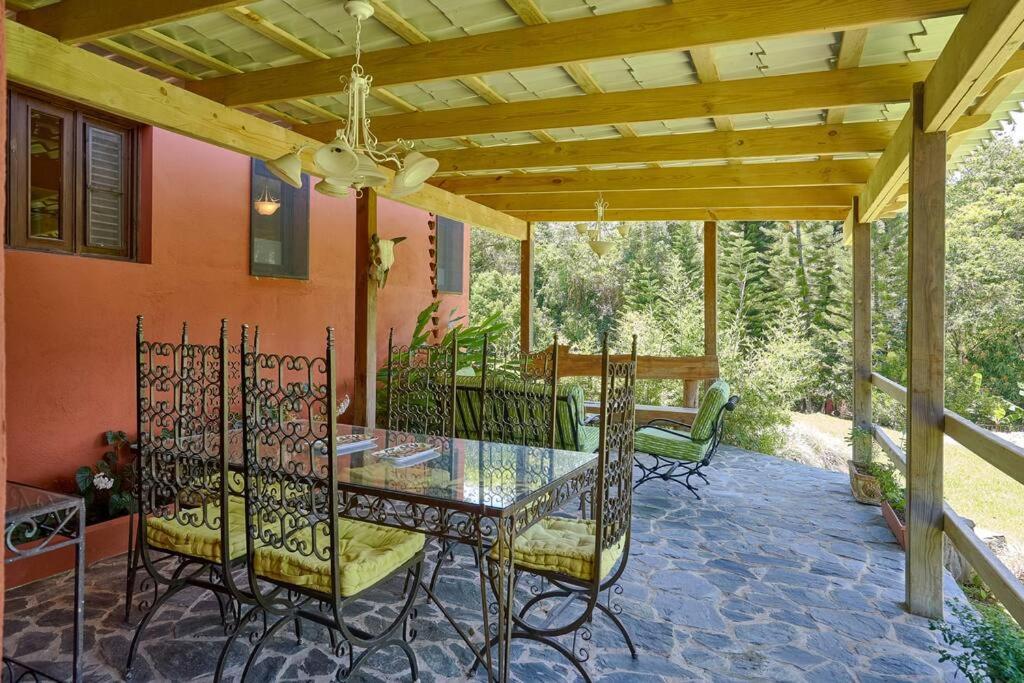 Escape Chalet at Pinar del Sol in Jarabacoa