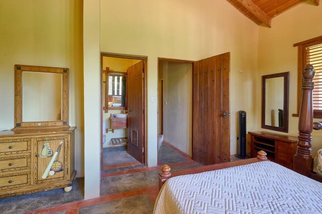Escape Chalet at Pinar del Sol in Jarabacoa