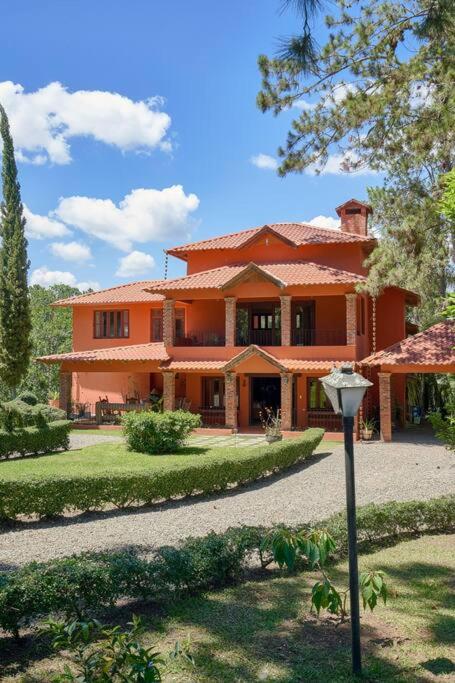 Escape Chalet at Pinar del Sol in Jarabacoa