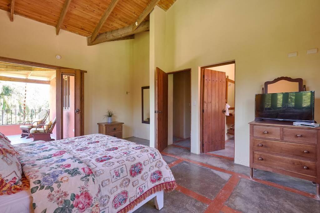 Escape Chalet at Pinar del Sol in Jarabacoa