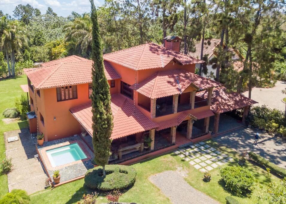 Escape Chalet at Pinar del Sol in Jarabacoa