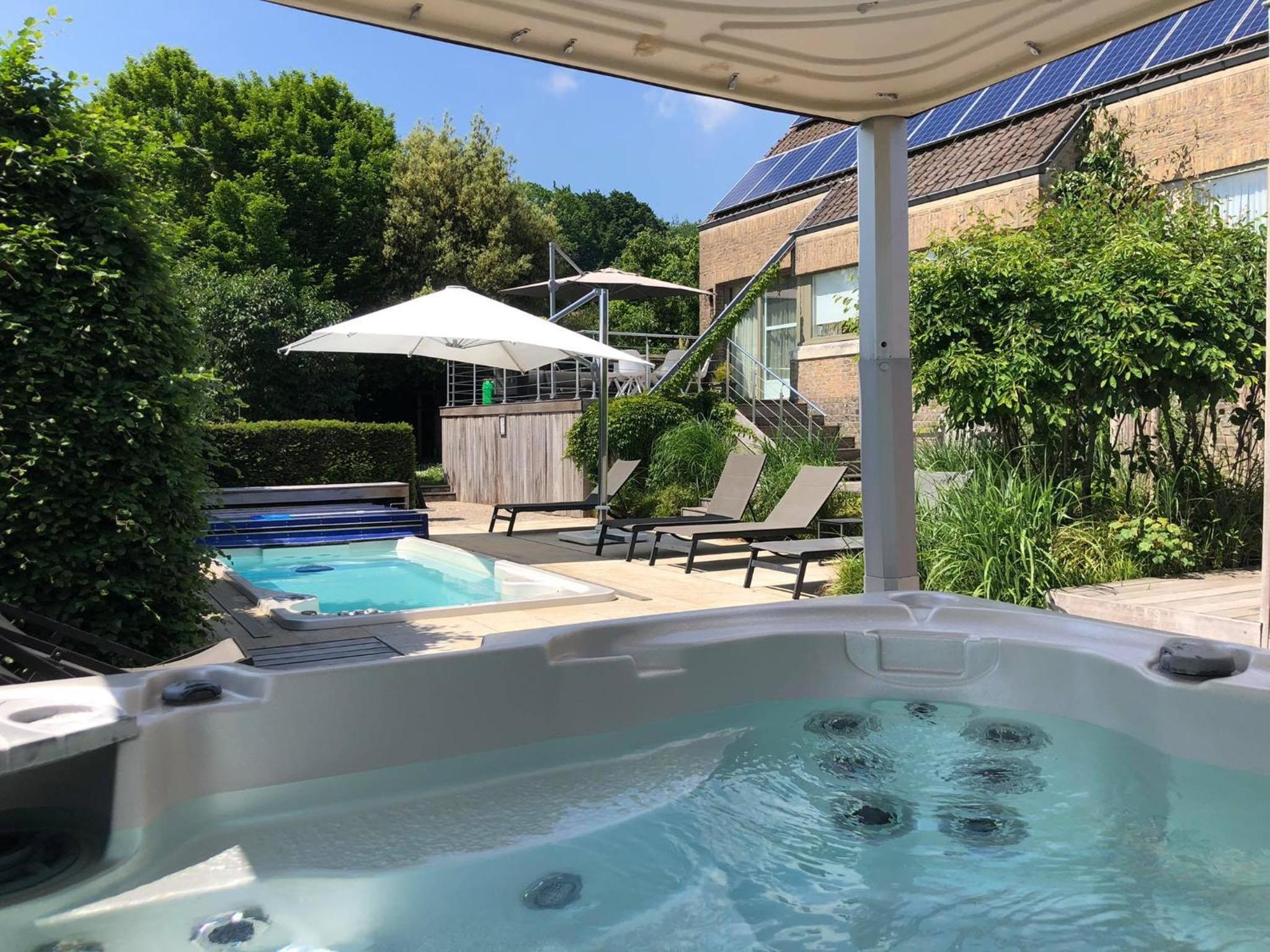 Vakantiehuis Victorello met sauna, jacuzzi, seizoenszwembad