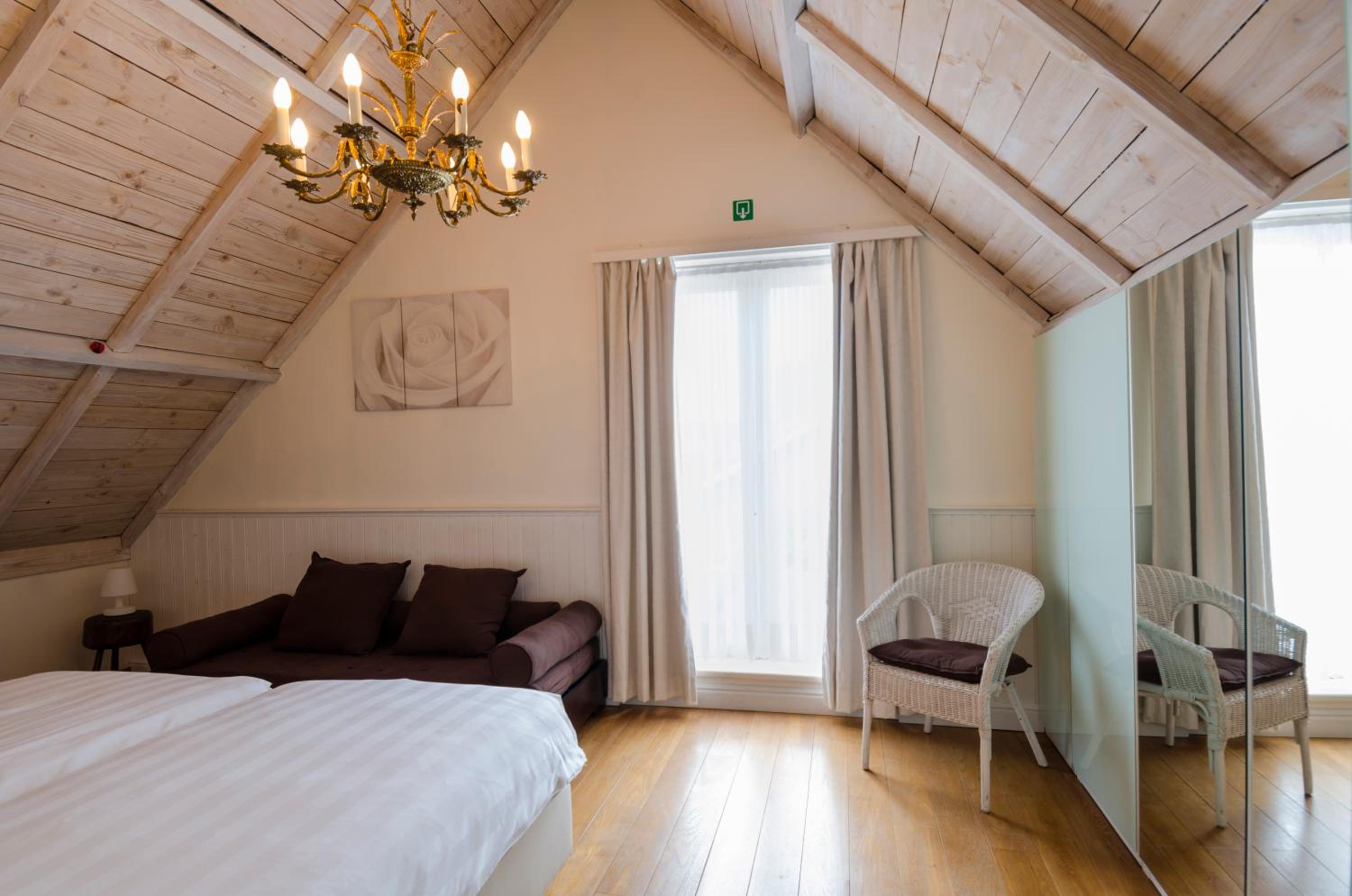 Vakantiehuis Victorello met sauna, jacuzzi, seizoenszwembad