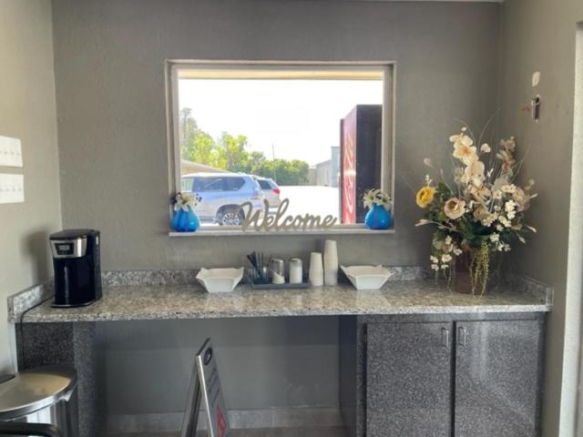 Lake City Vacations - Driftwood Inn - Lake City - Property Image 6