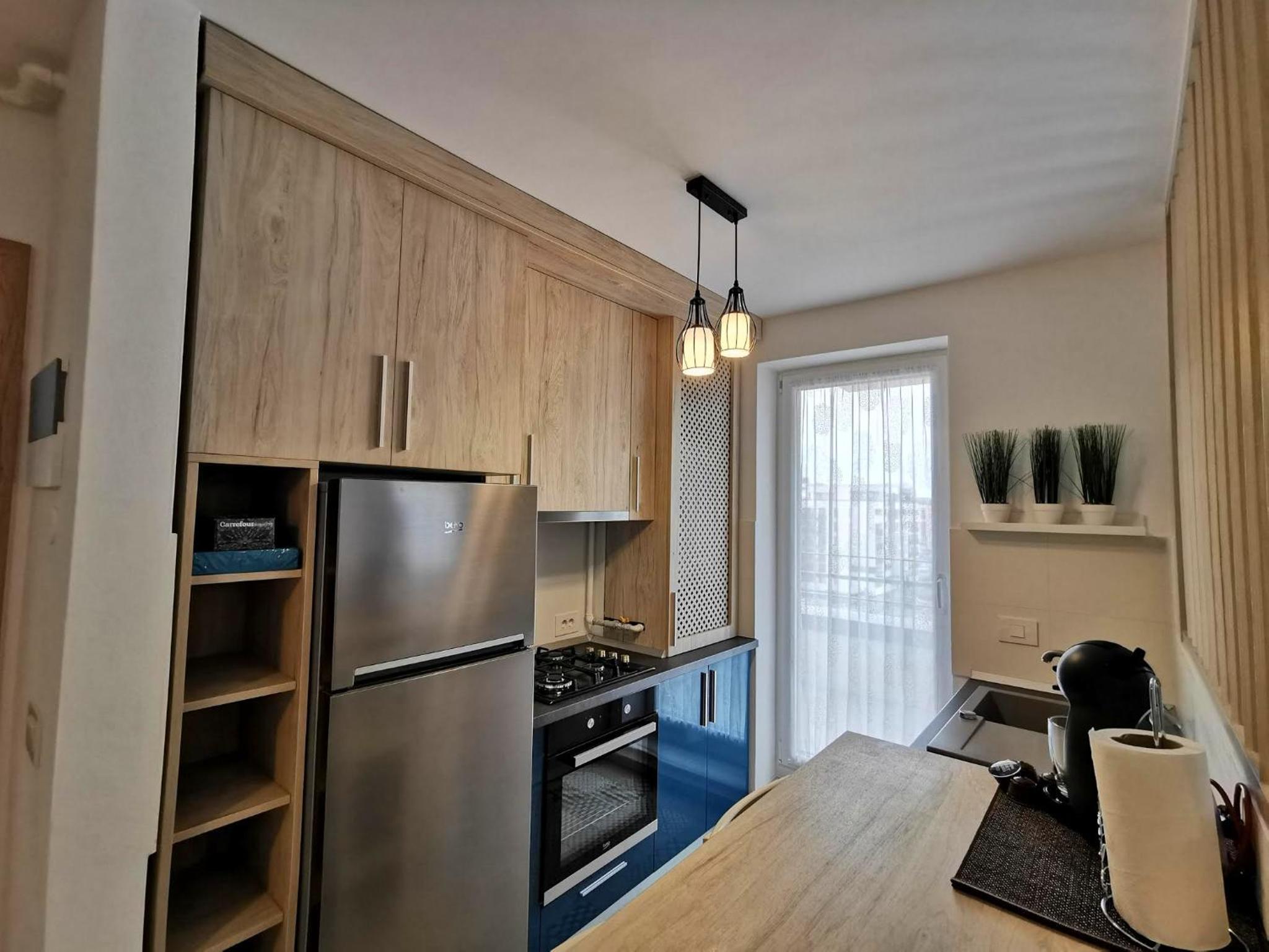 Modern Studio Coresi Residence