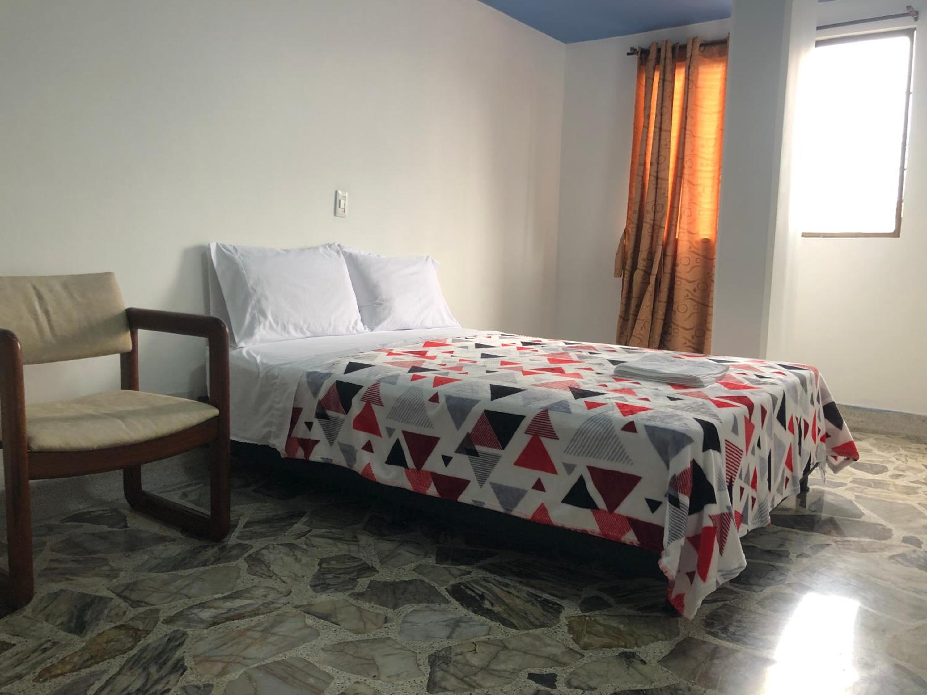 Apartamento cómodo en laureles, grande, céntrico ,bien ubicado Apto203