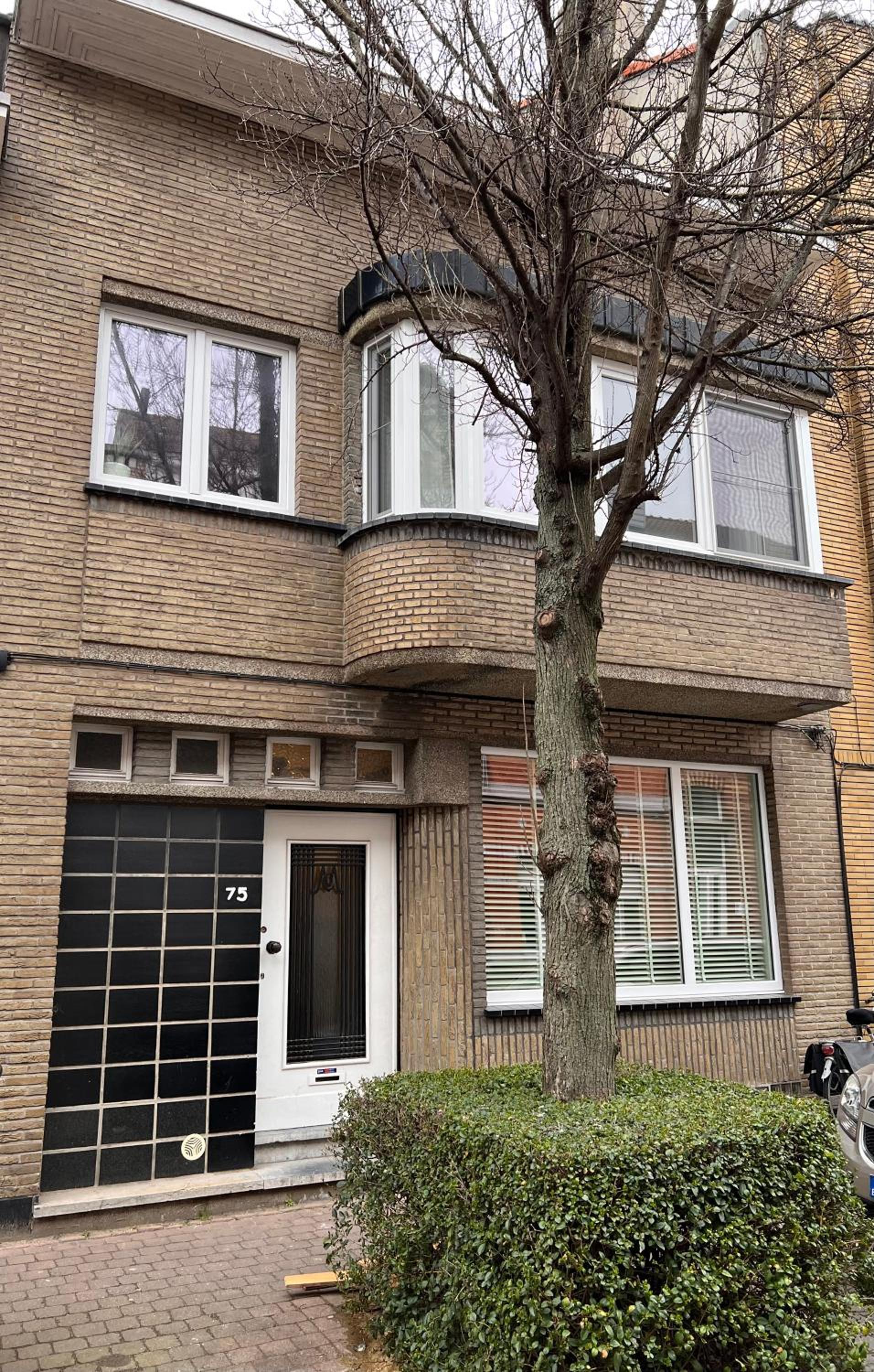 Charmante Art Deco rijwoning