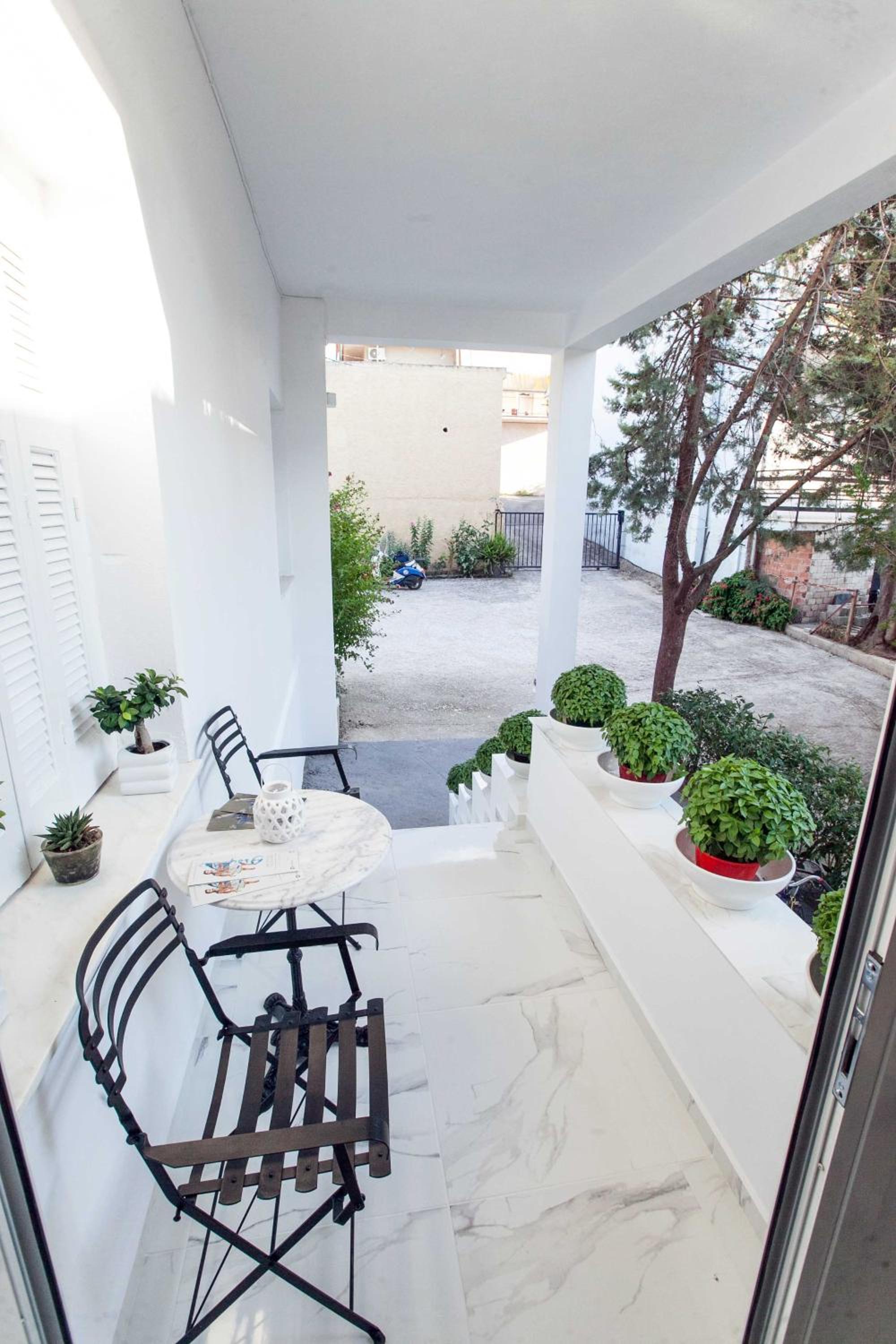 Luxury studio in Nauplio view 2