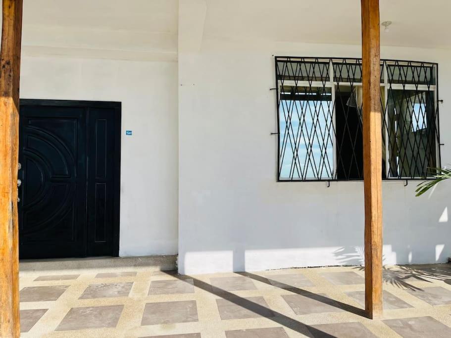 Apartamento lujoso frente al mar