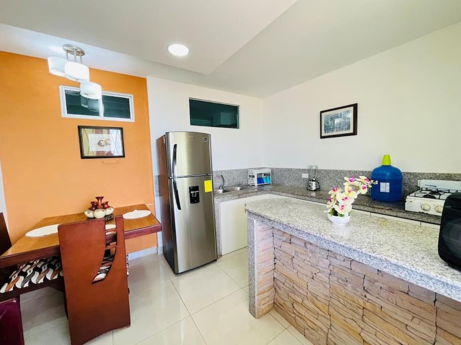 Apartamento lujoso frente al mar