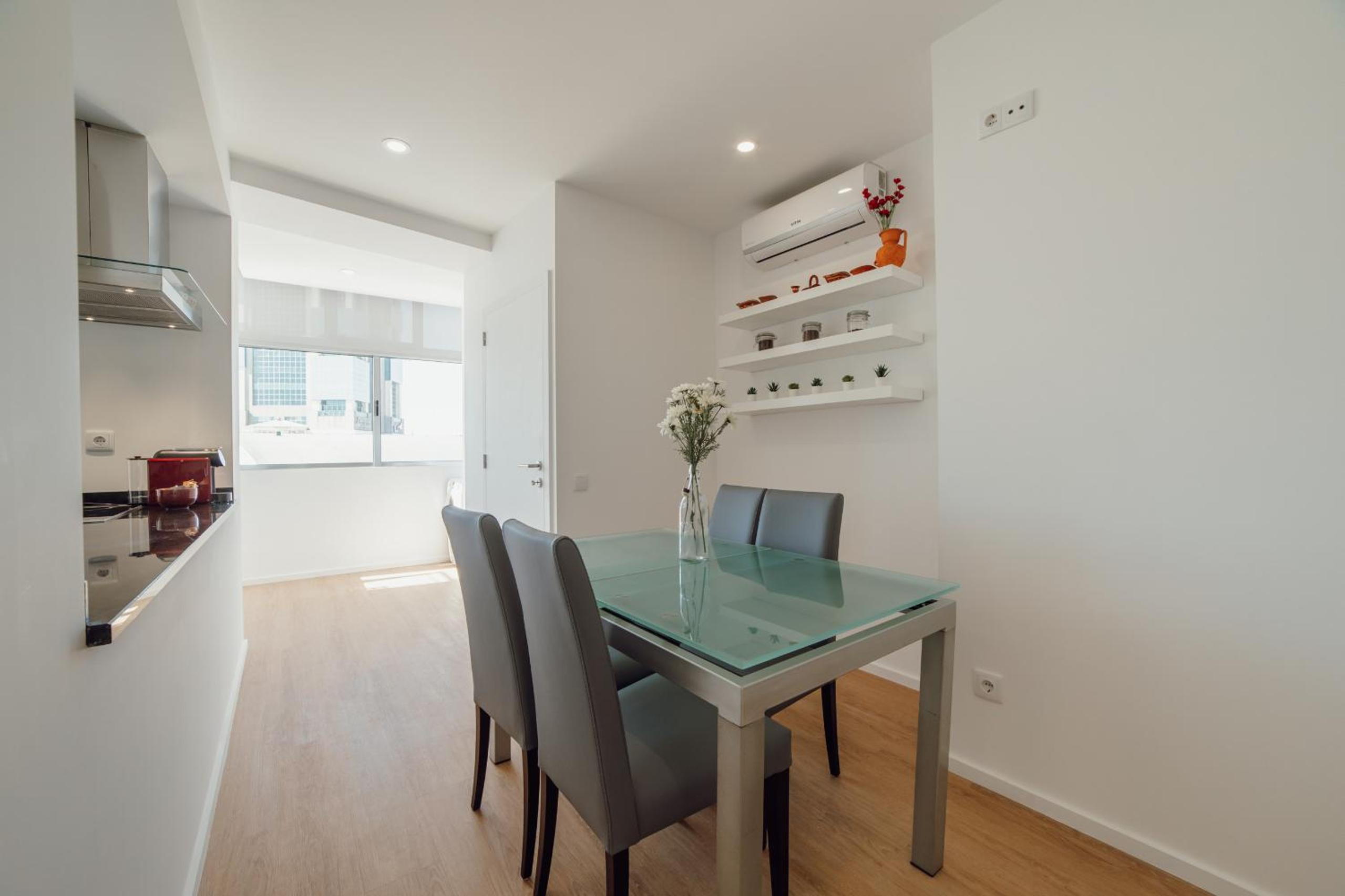 Grand Premium Boavista Apartment by Vacationy view 3