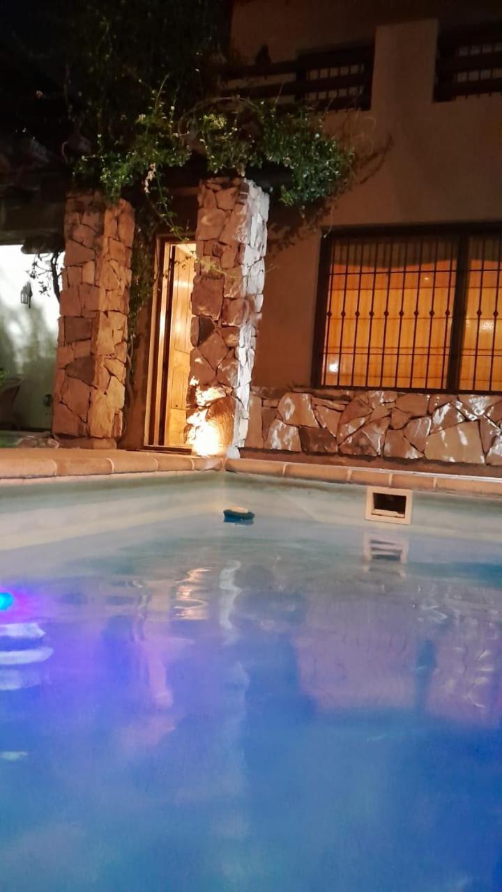 Quinta Montaña - Casa entera grupo o familia 8-10 personas - céntrica, piscina - Todas las comodidades!