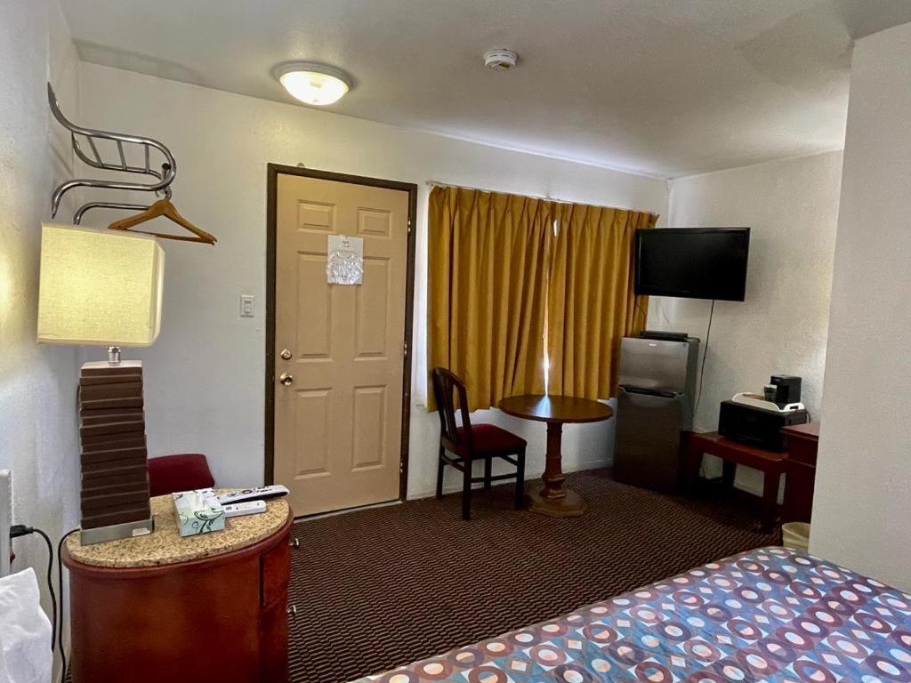 Desert Inn