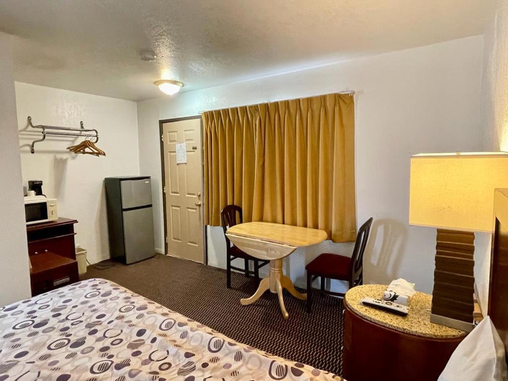 Desert Inn