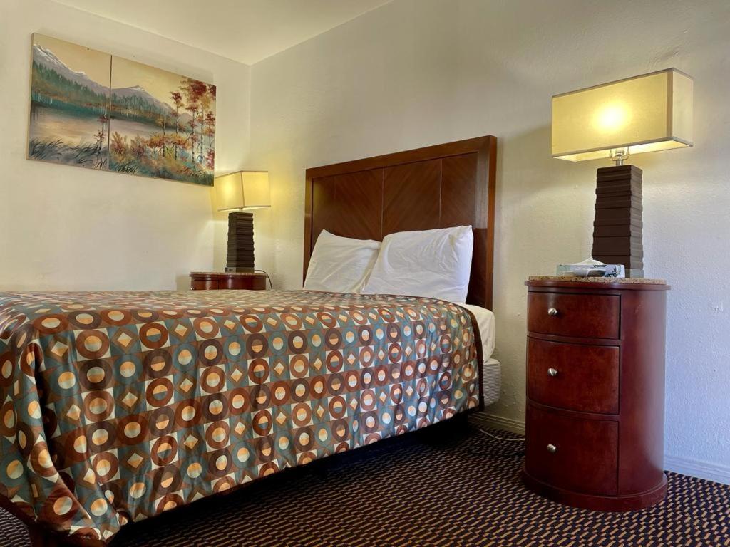 Desert Inn