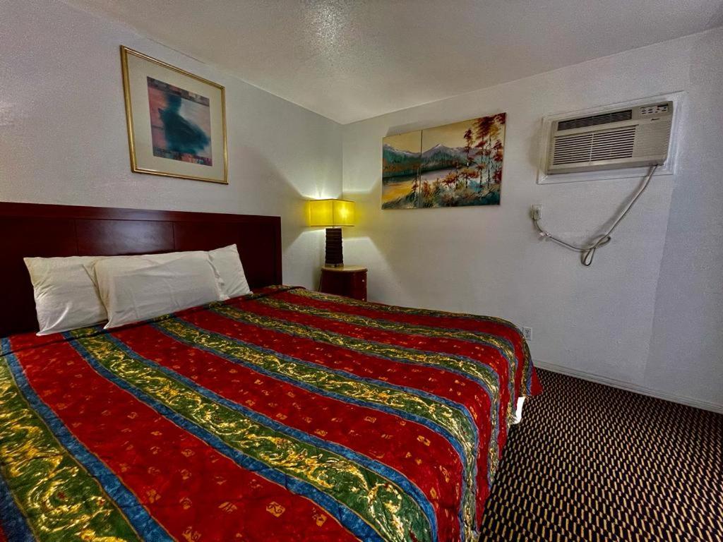 Desert Inn
