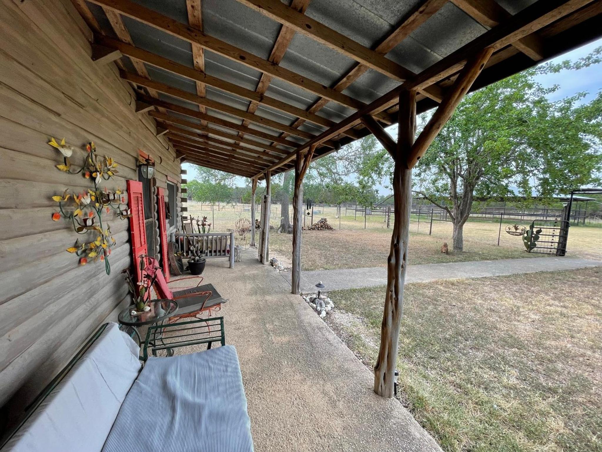 Doe Creek Horse Ranch view 4