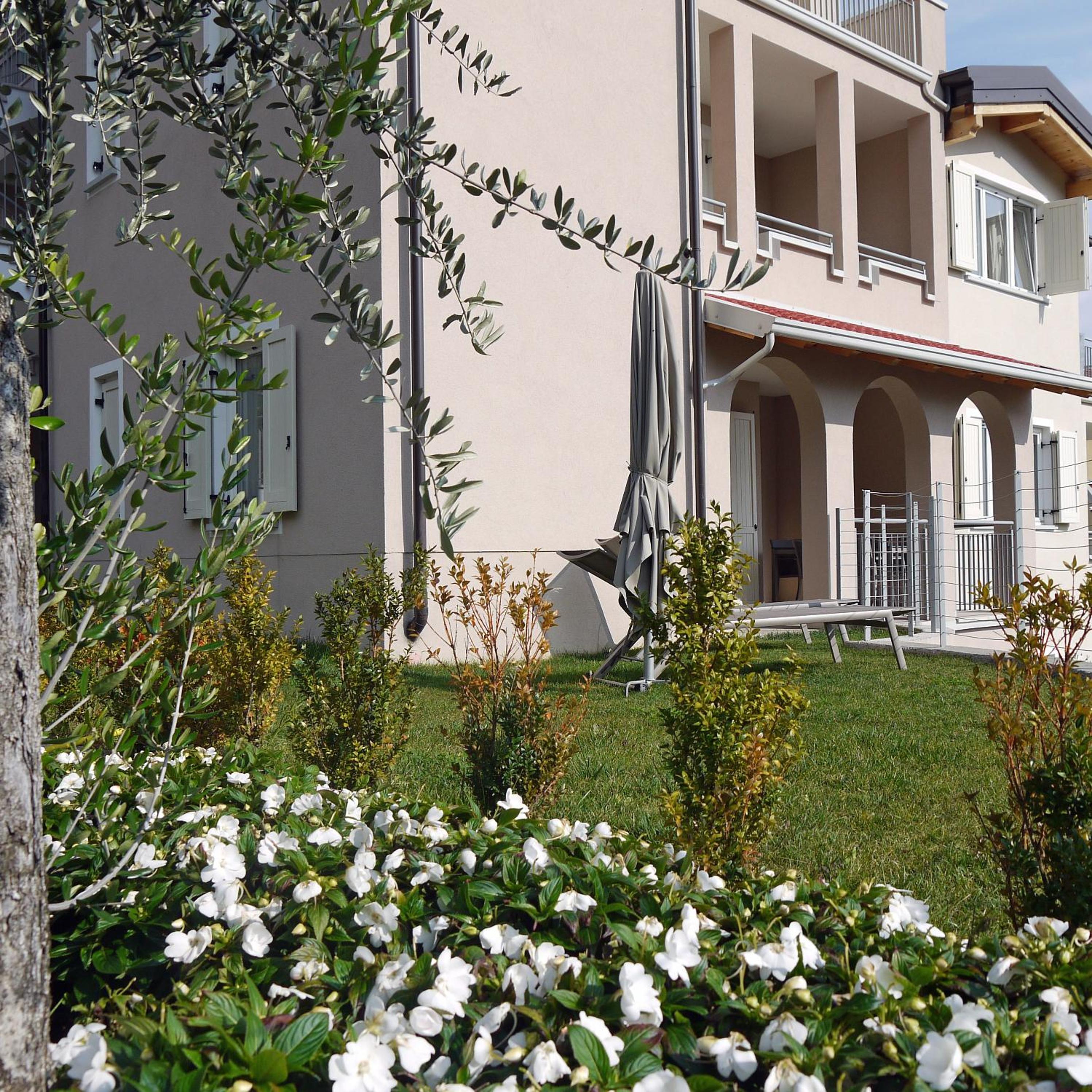 Hotel Residence La Villa Tignale - Image 1