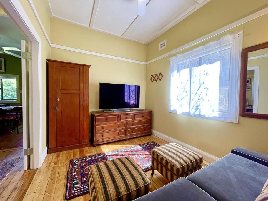 Jasmine Cottage
