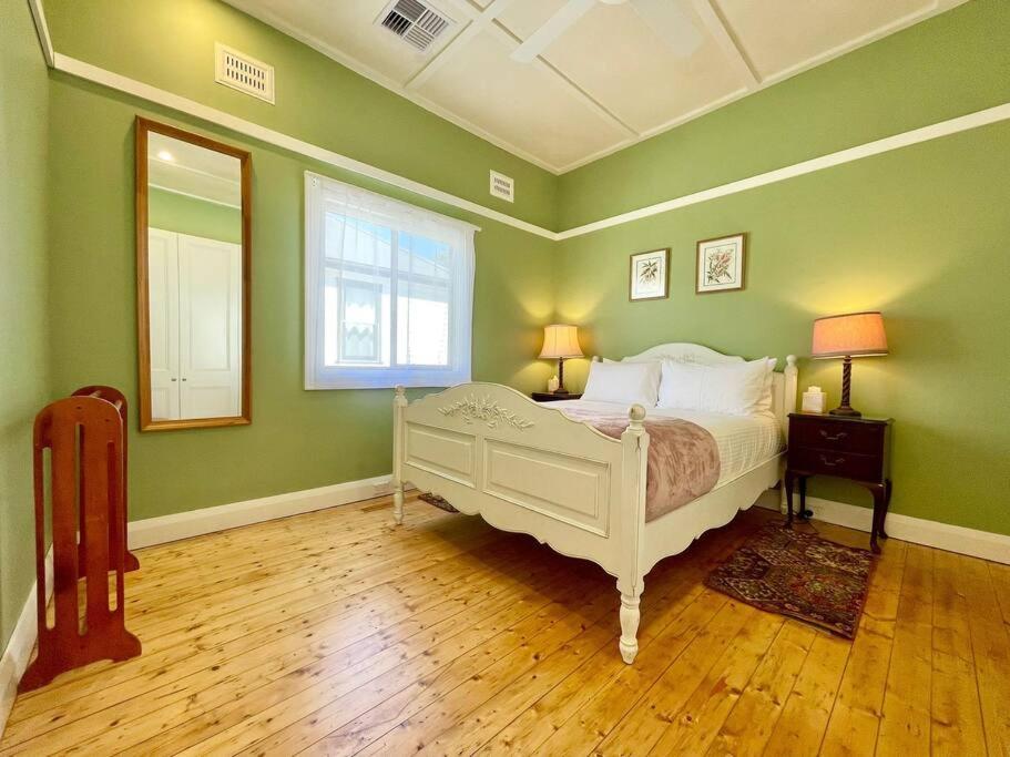 Jasmine Cottage