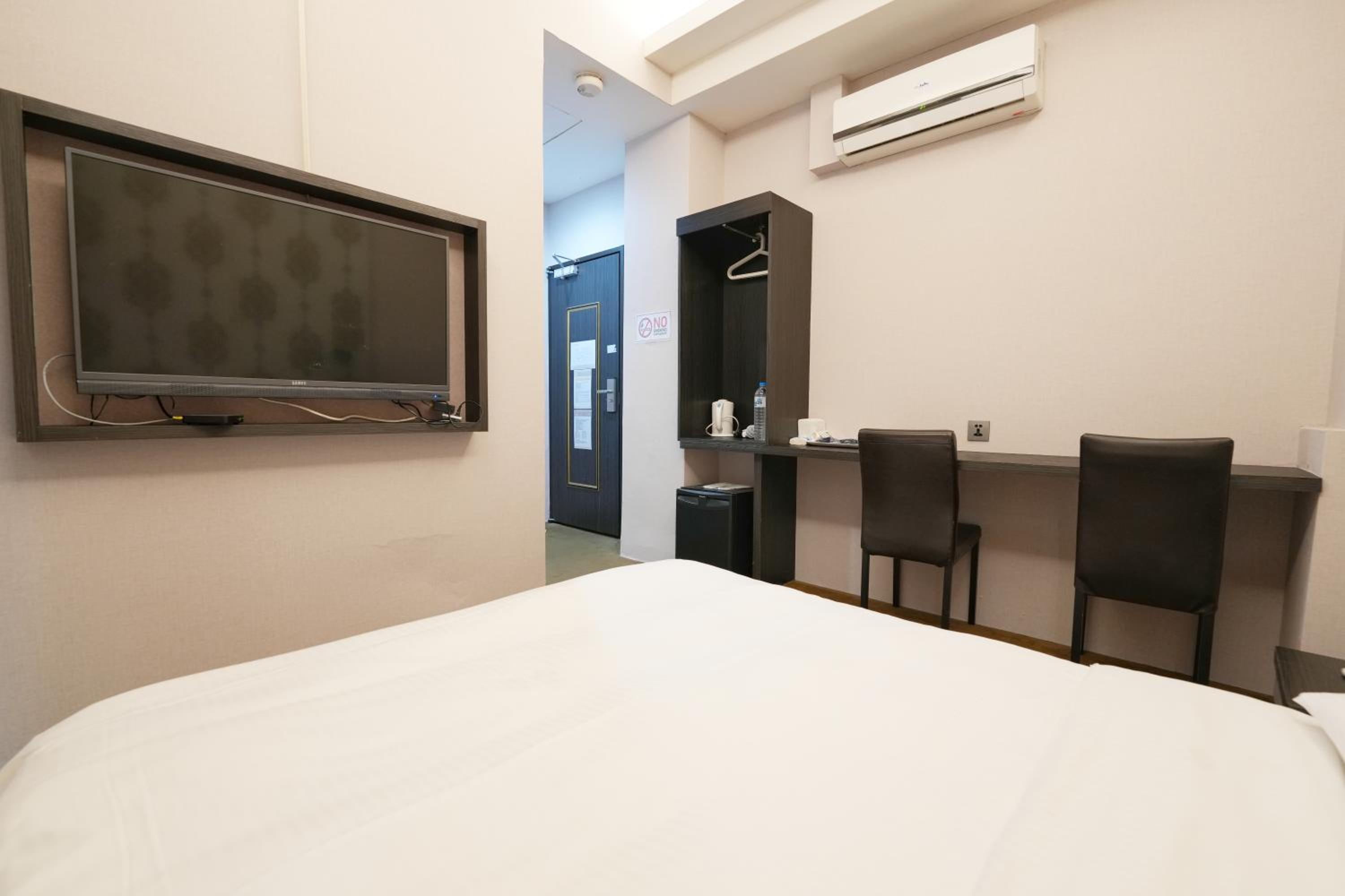 Meworld Hotel - Ximen